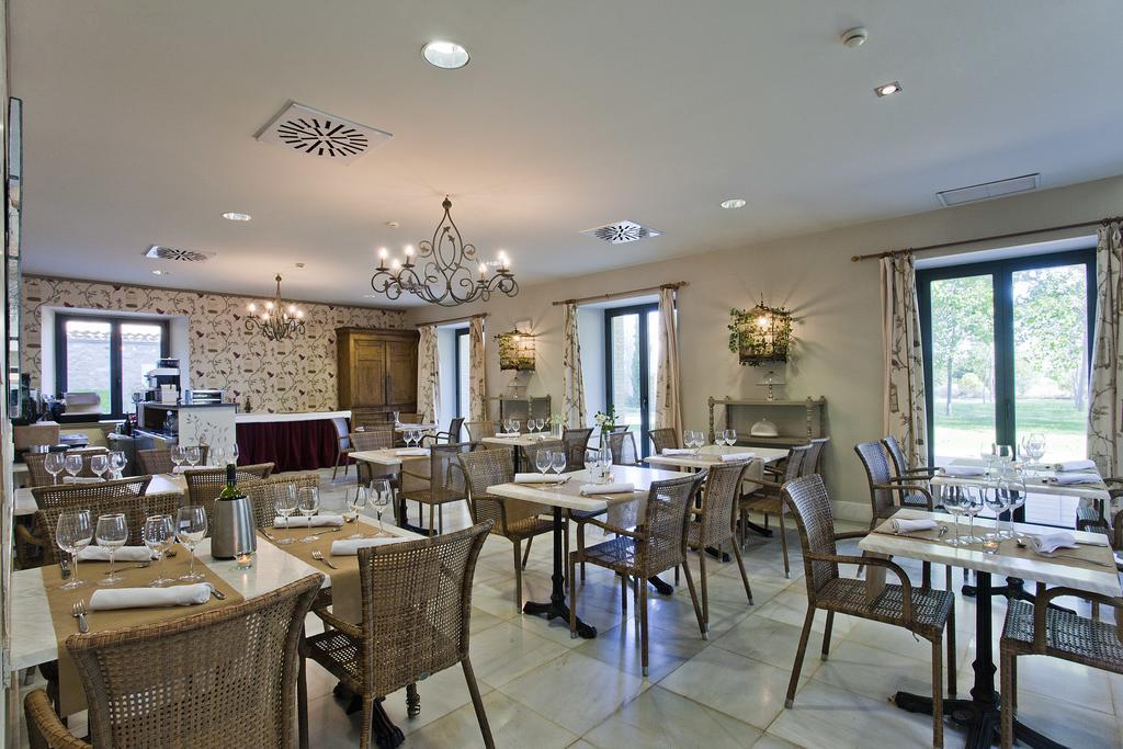 Hotel Villa Marcilla Eksteriør bilde