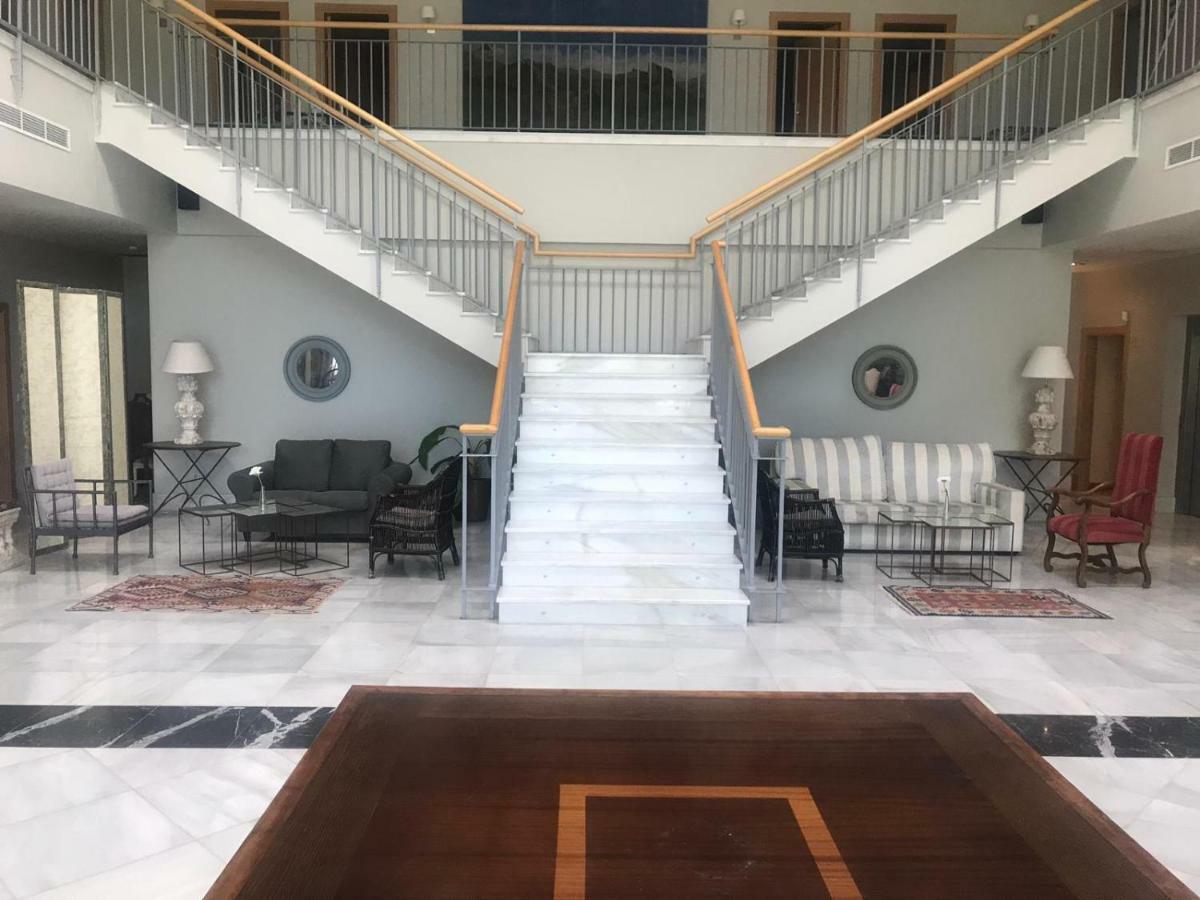 Hotel Villa Marcilla Eksteriør bilde