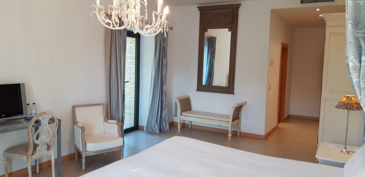 Hotel Villa Marcilla Eksteriør bilde