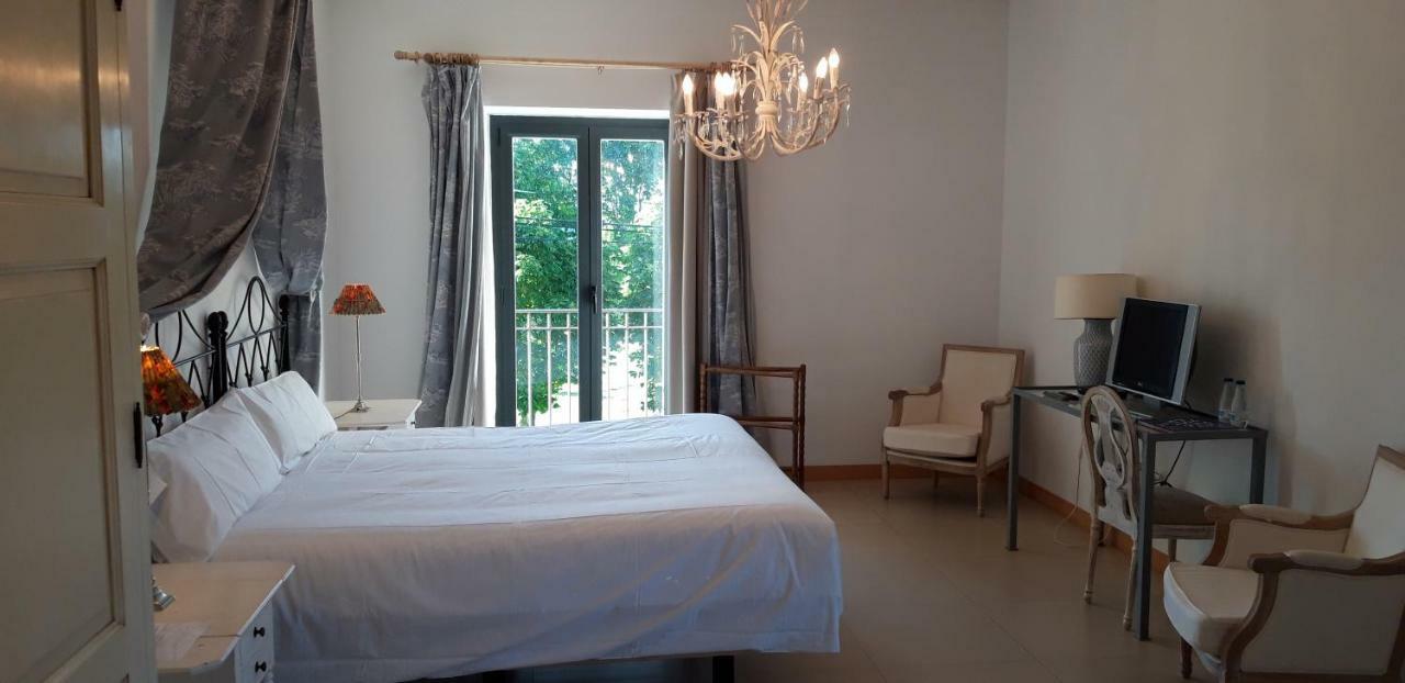 Hotel Villa Marcilla Eksteriør bilde