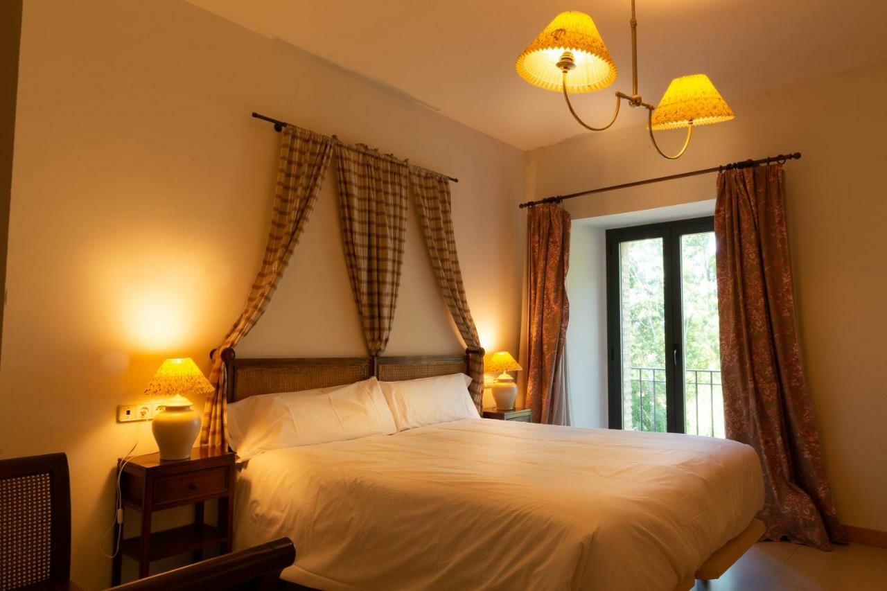 Hotel Villa Marcilla Eksteriør bilde