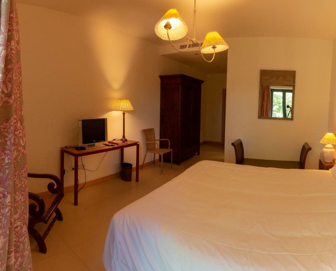 Hotel Villa Marcilla Eksteriør bilde