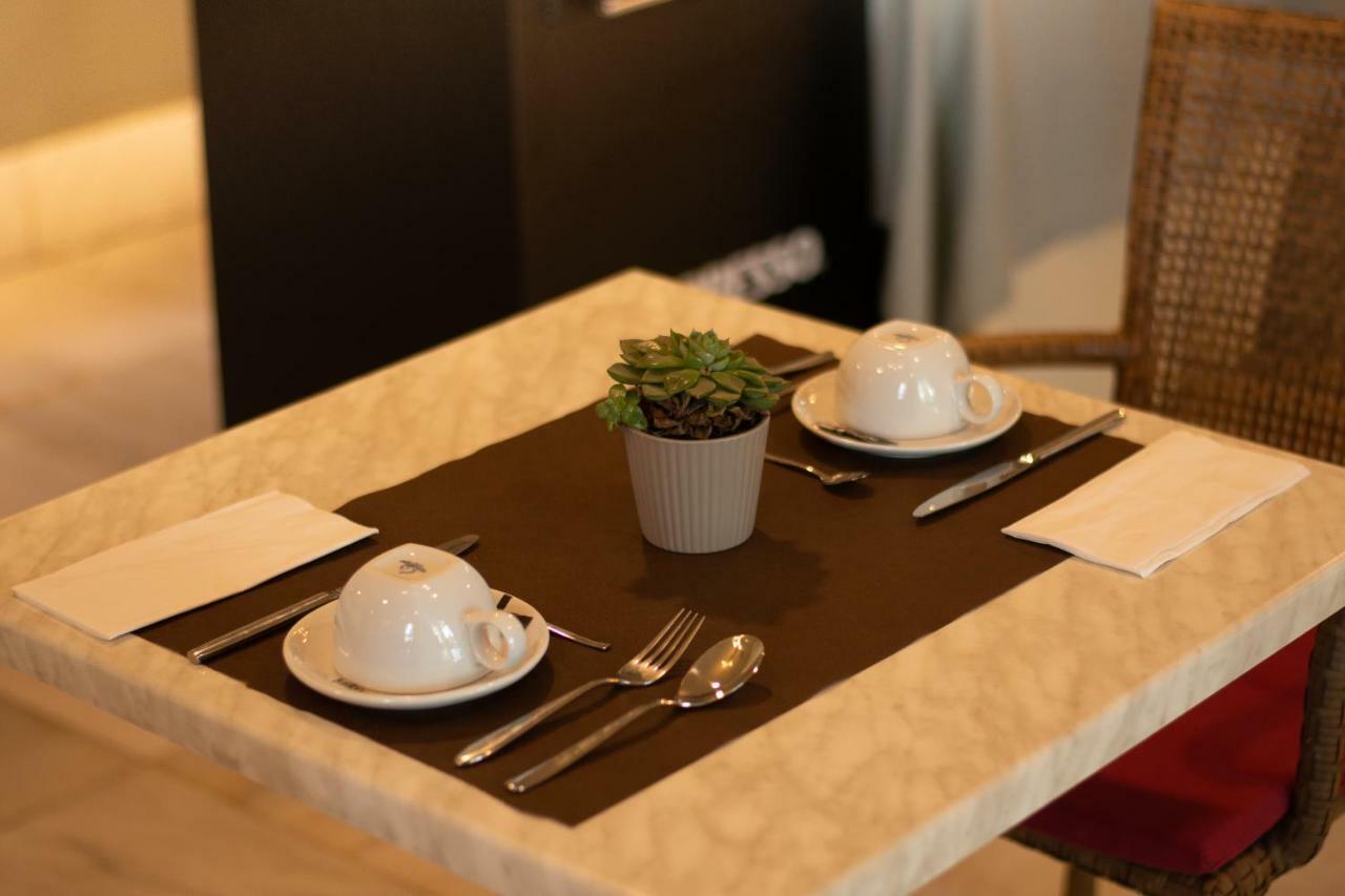 Hotel Villa Marcilla Eksteriør bilde